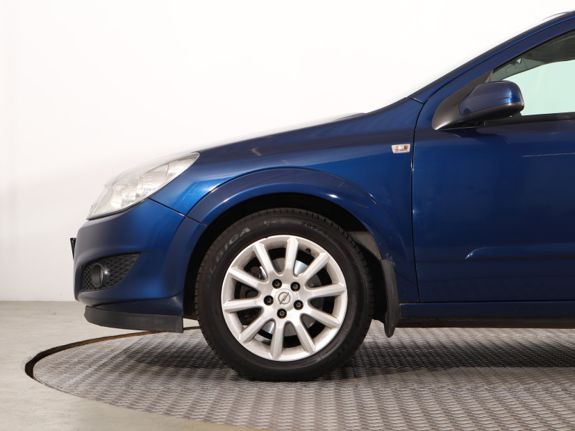 Opel Astra, 2008
