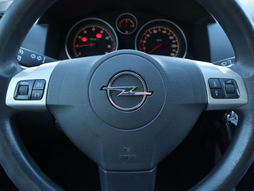 Opel Astra, 2008
