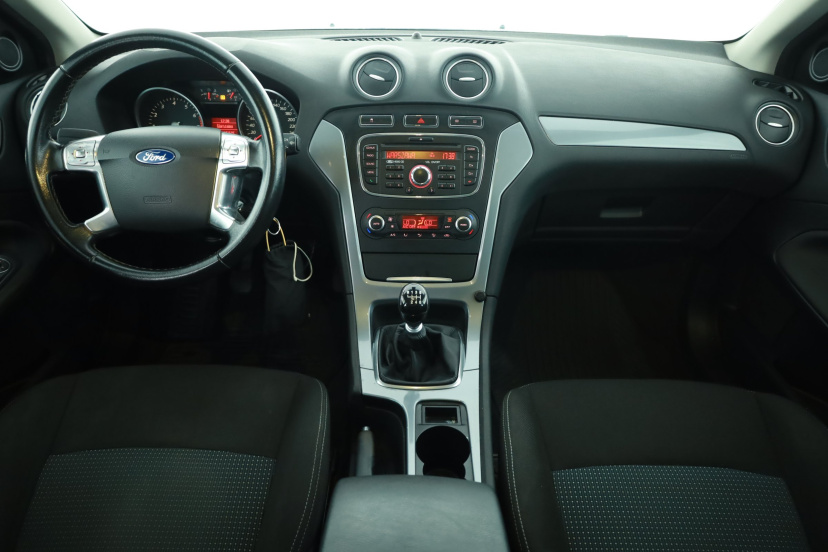 Ford Mondeo, 2013