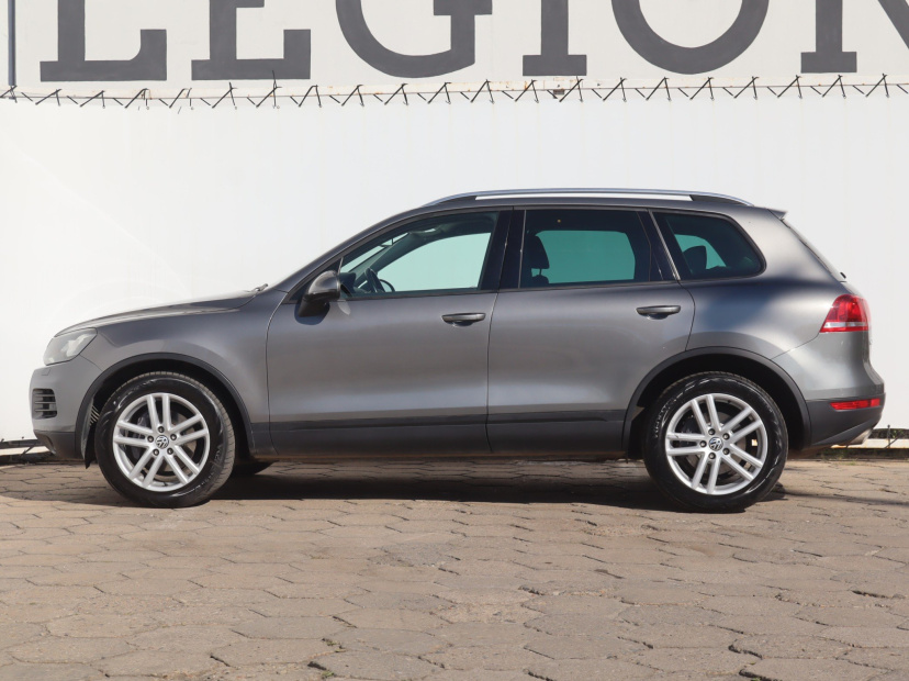 Volkswagen Touareg, 2013