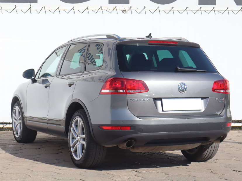 Volkswagen Touareg, 2013