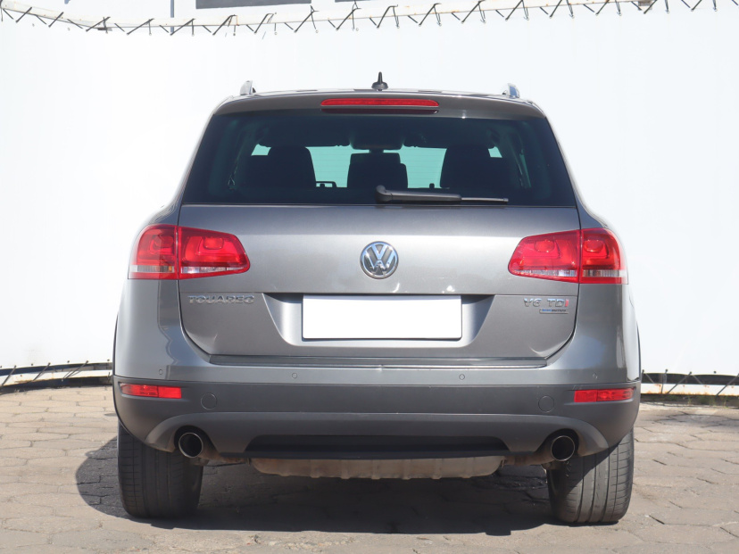 Volkswagen Touareg, 2013
