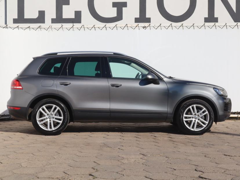 Volkswagen Touareg, 2013