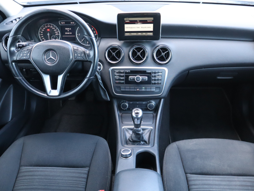 Mercedes-Benz A, 2013