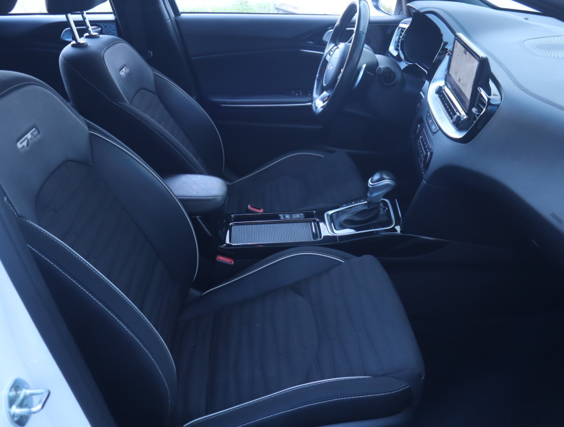 Kia ProCeed, 2021