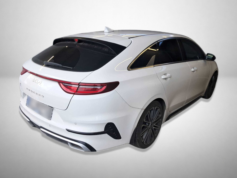 Kia ProCeed, 2022