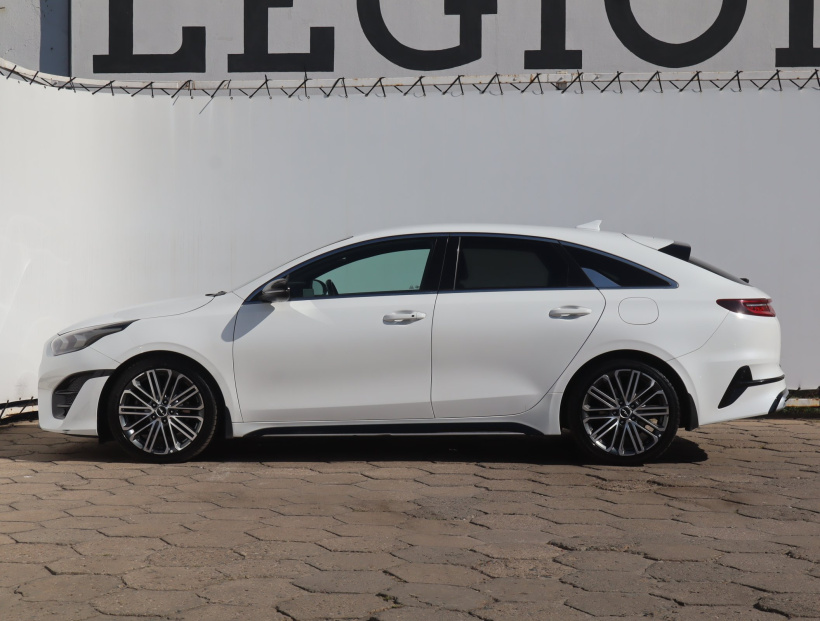 Kia ProCeed, 2021