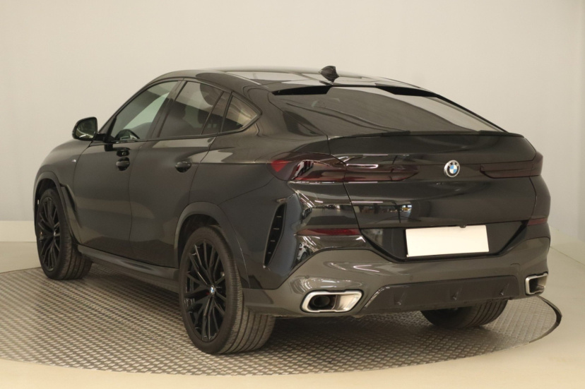 BMW X6, 2021