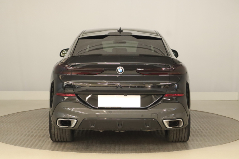 BMW X6, 2021