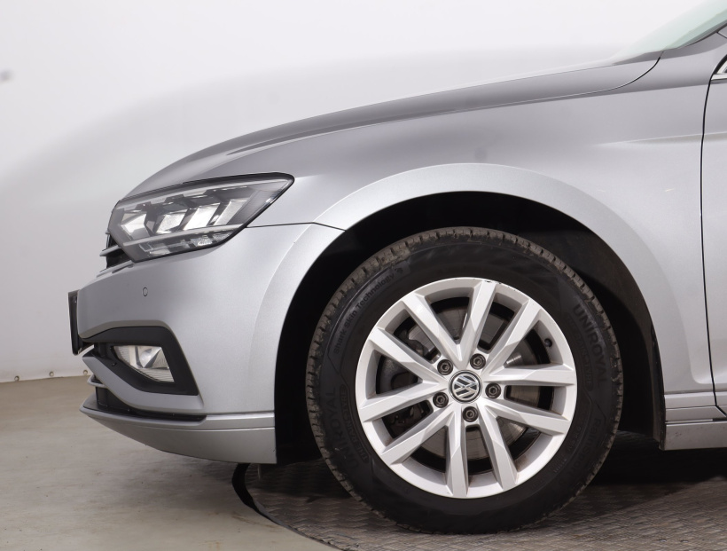 Volkswagen Passat, 2020