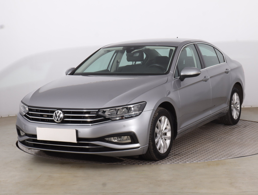 Volkswagen Passat, 2020