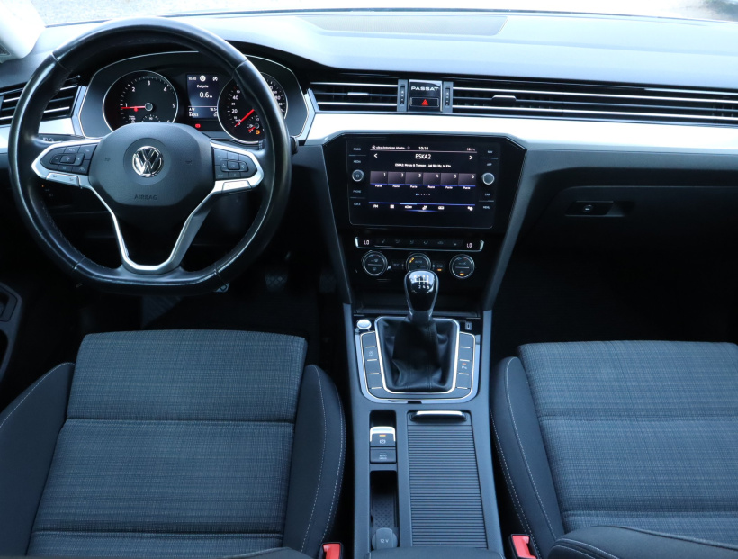 Volkswagen Passat, 2020