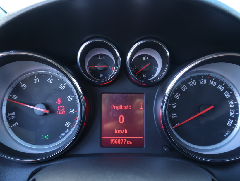 Opel Astra, 2012