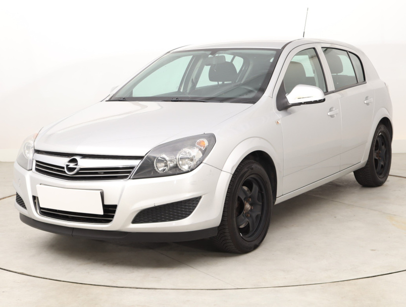 Opel Astra, 2012
