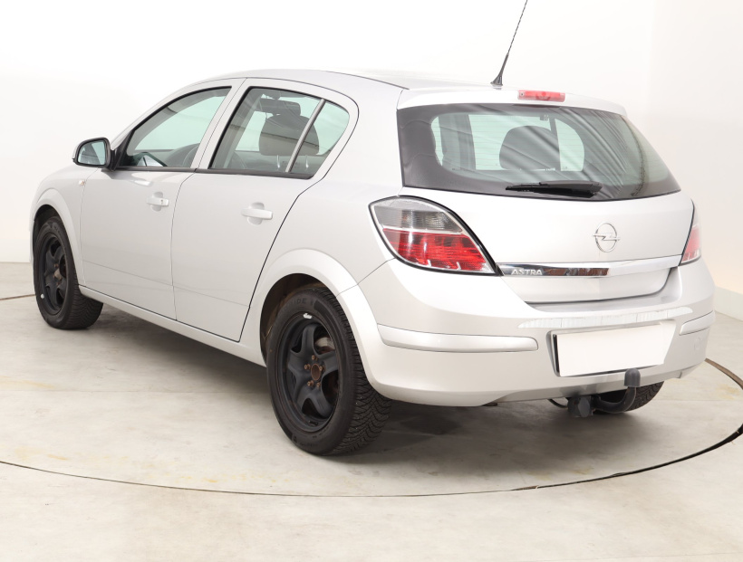 Opel Astra, 2012