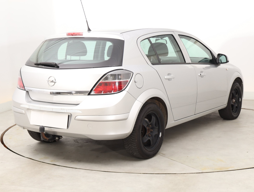 Opel Astra, 2012