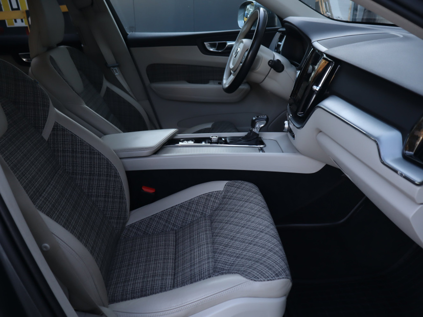 Volvo XC60, 2019