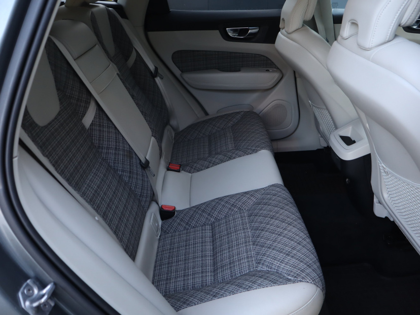 Volvo XC60, 2019