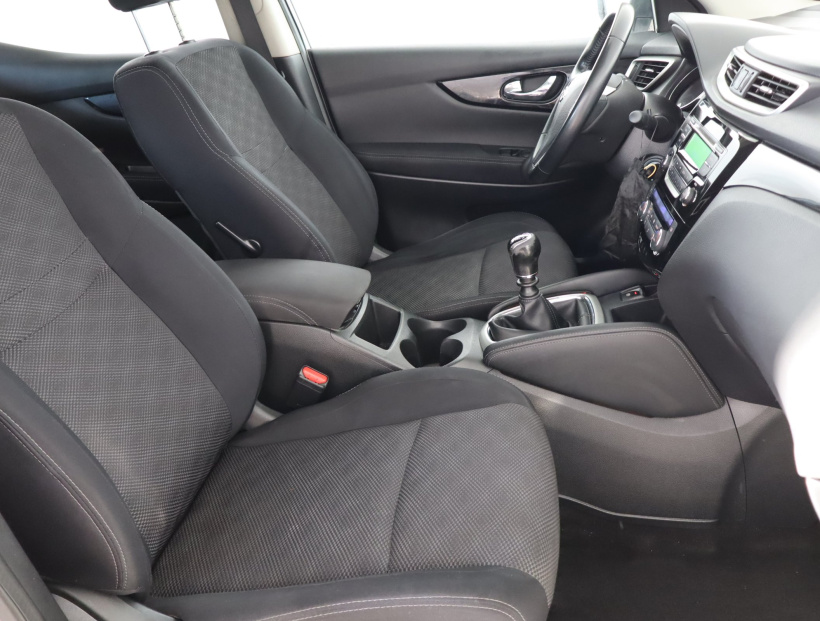 Nissan Qashqai, 2016