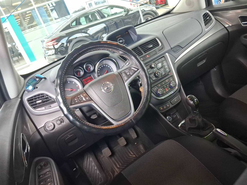 Opel Mokka, 2013