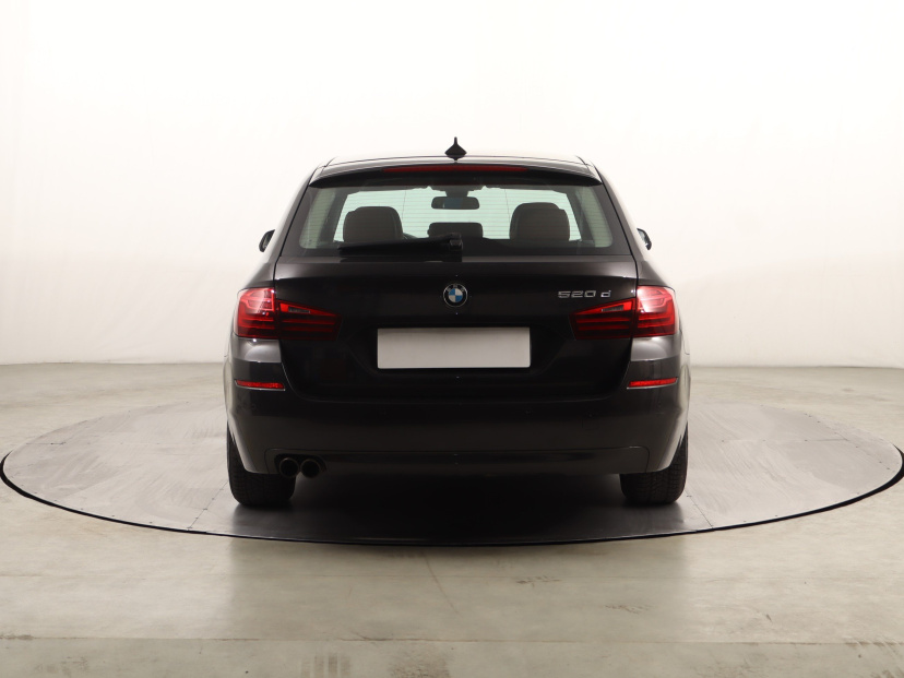 BMW 5, 2014