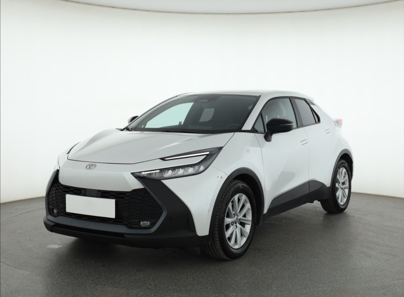 Toyota C-HR, 2024