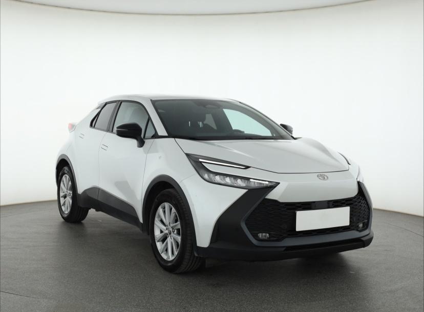 Toyota C-HR, 2024