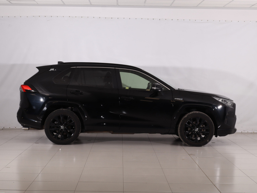 Toyota RAV 4, 2021