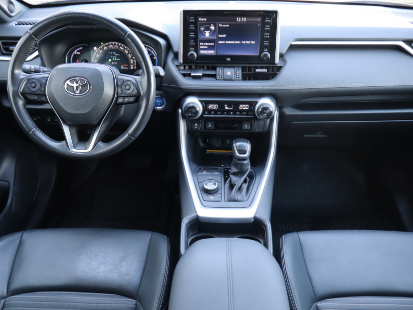Toyota RAV 4, 2021