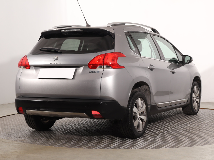 Peugeot 2008, 2013