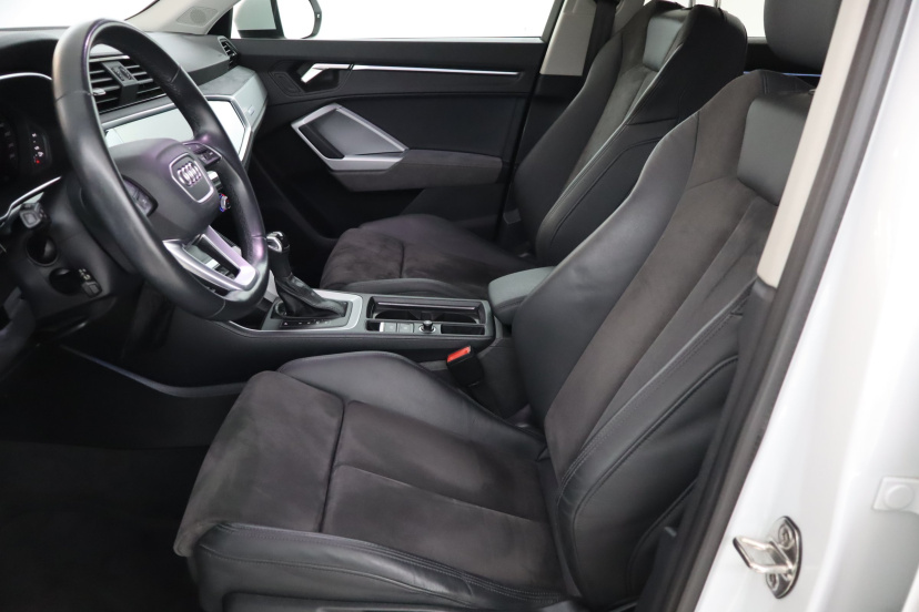 Audi Q3, 2023
