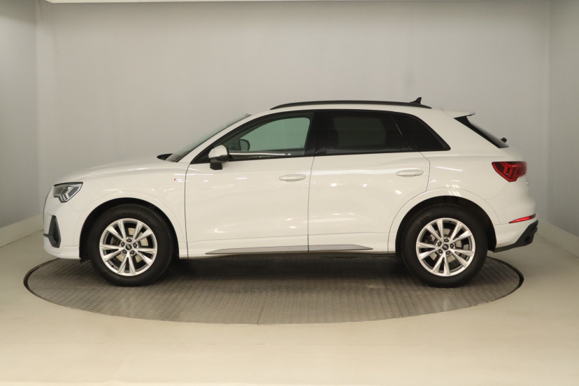 Audi Q3, 2023