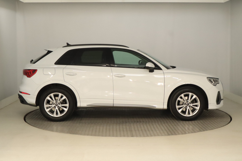 Audi Q3, 2023
