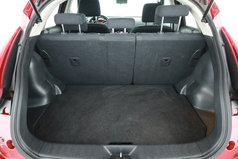 Nissan Juke, 2013