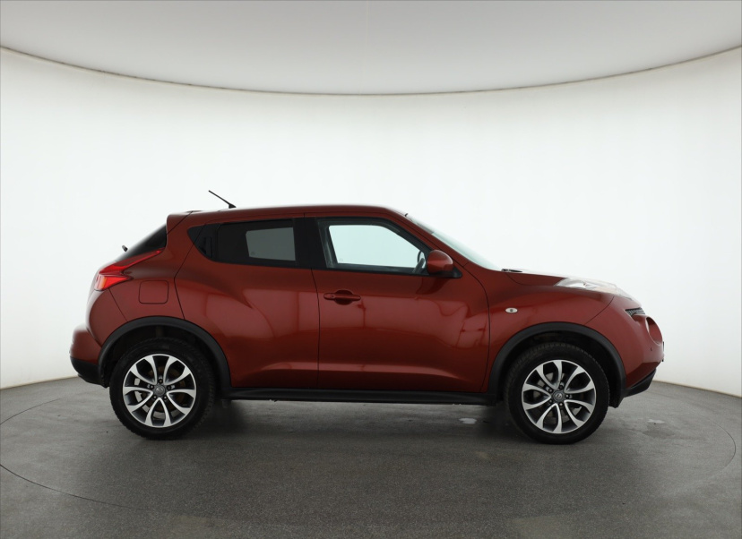 Nissan Juke, 2013