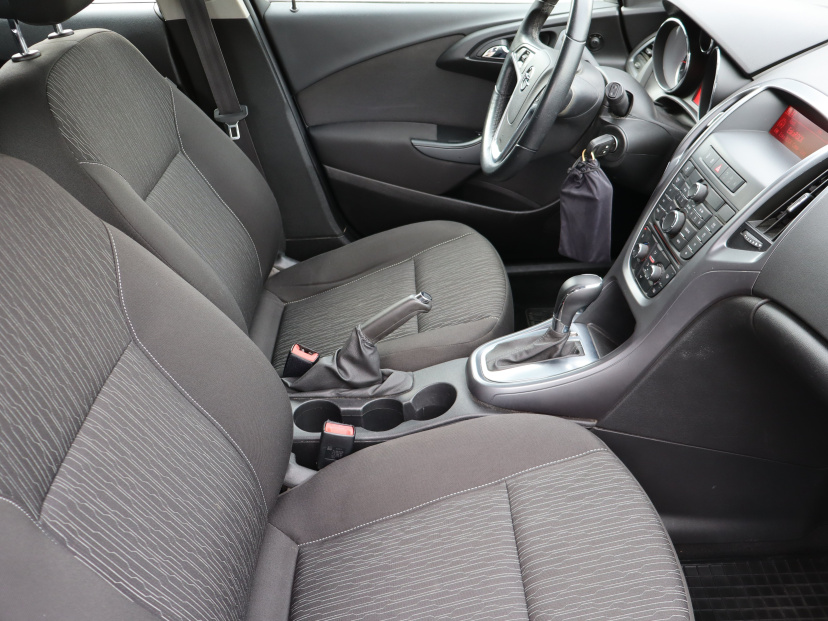 Opel Astra, 2015