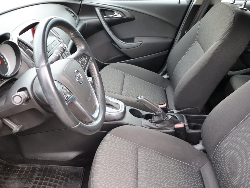 Opel Astra, 2015