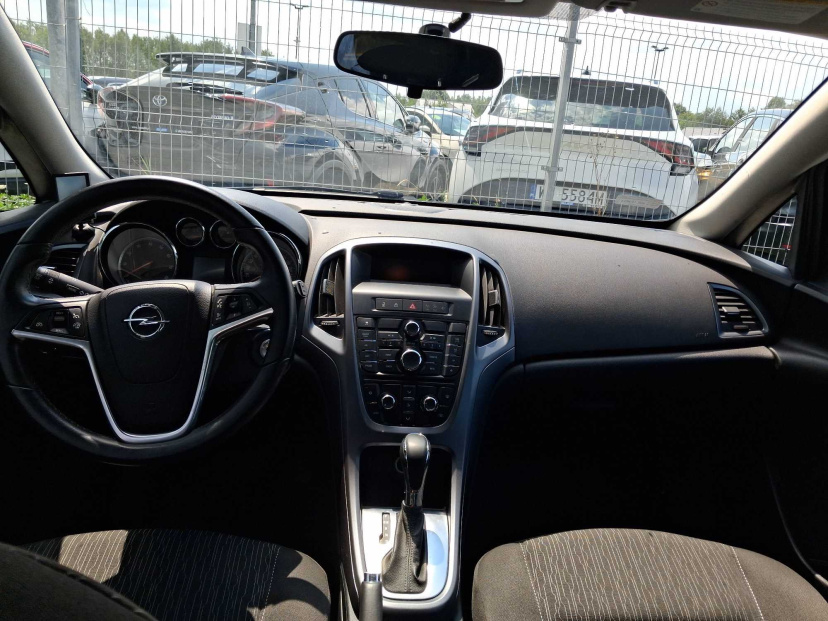 Opel Astra, 2015