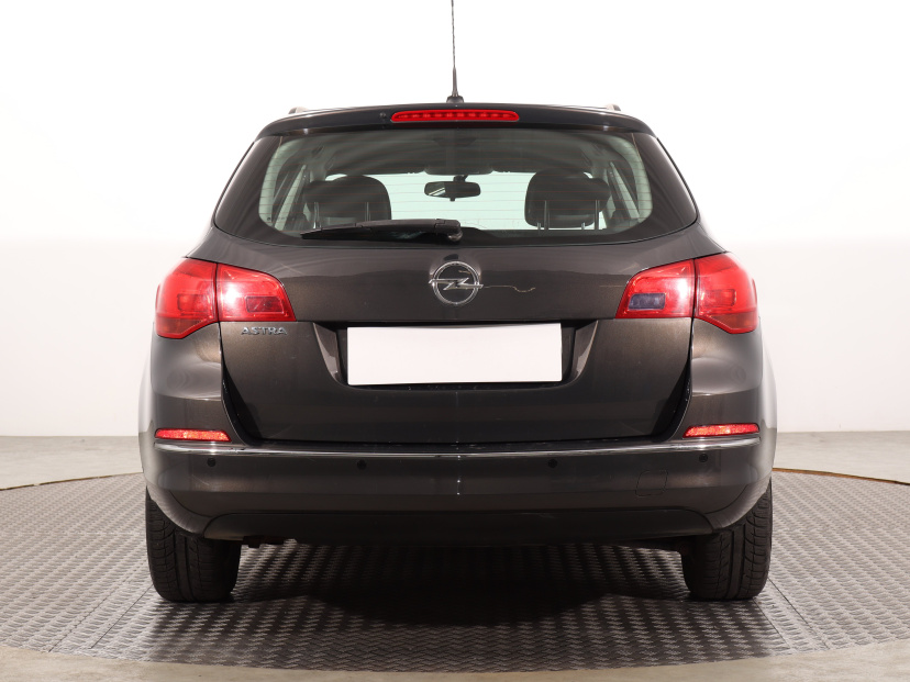Opel Astra, 2015