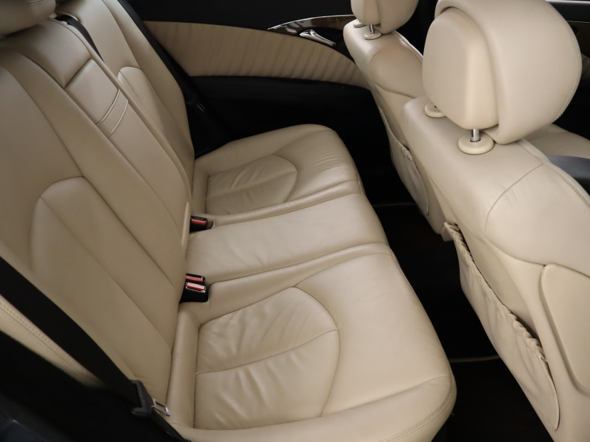 Mercedes-Benz E, 2008
