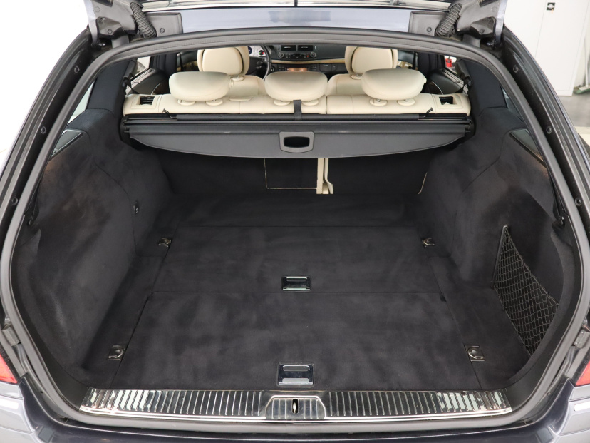 Mercedes-Benz E, 2008