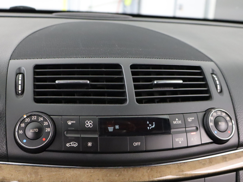 Mercedes-Benz E, 2008