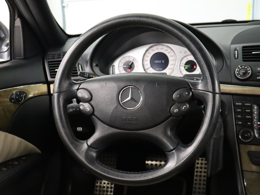 Mercedes-Benz E, 2008