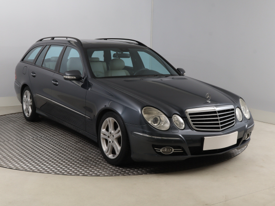 Mercedes-Benz E 300 CDI BlueTec