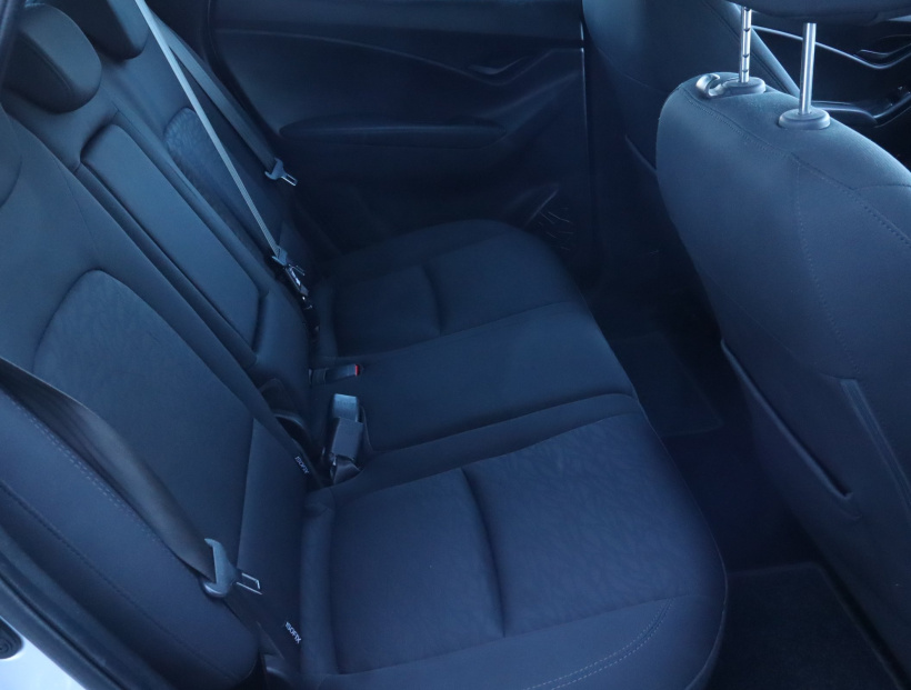 Hyundai ix20, 2012