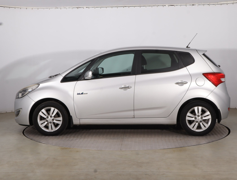 Hyundai ix20, 2012