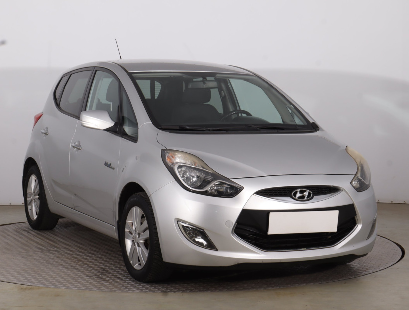Hyundai ix20, 2012