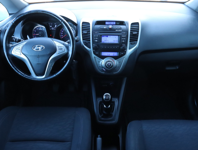 Hyundai ix20, 2012