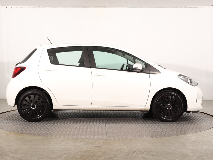 Toyota Yaris, 2016