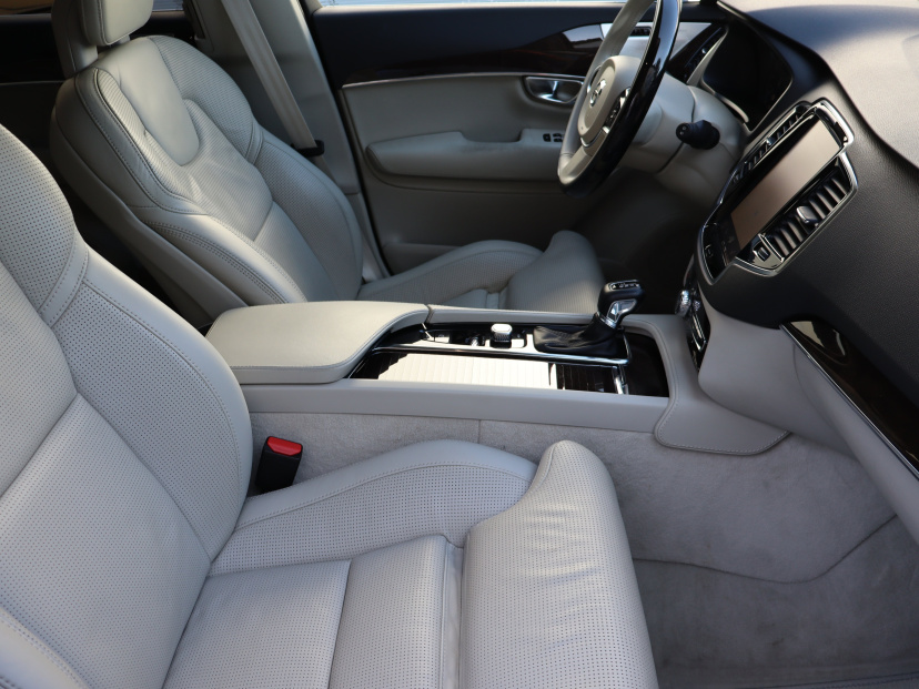 Volvo XC90, 2016